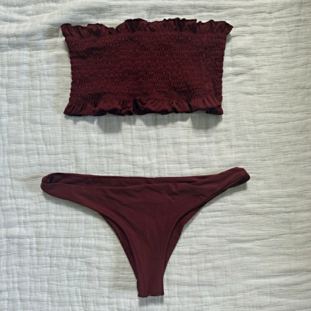 Ruffle Smocked Bandeau Bikini Set in RED WINE Size M